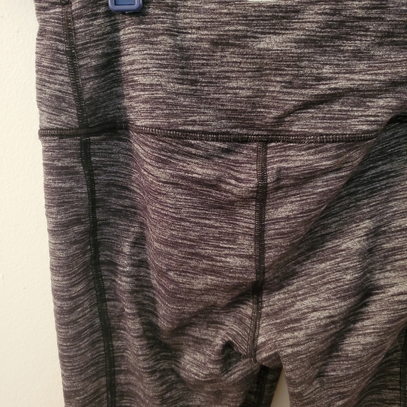 Victoria's Secret Sport | Black Marl Knockout Capri - Picture 4 of 6